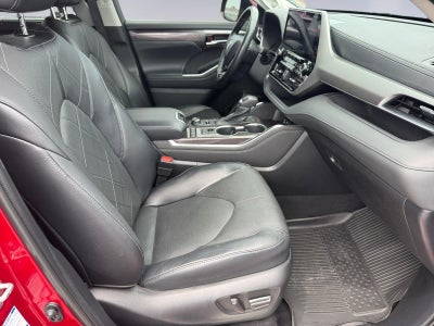 2022 Toyota Highlander Platinum
