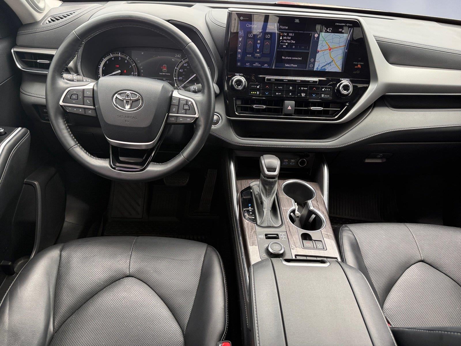 2022 Toyota Highlander Platinum