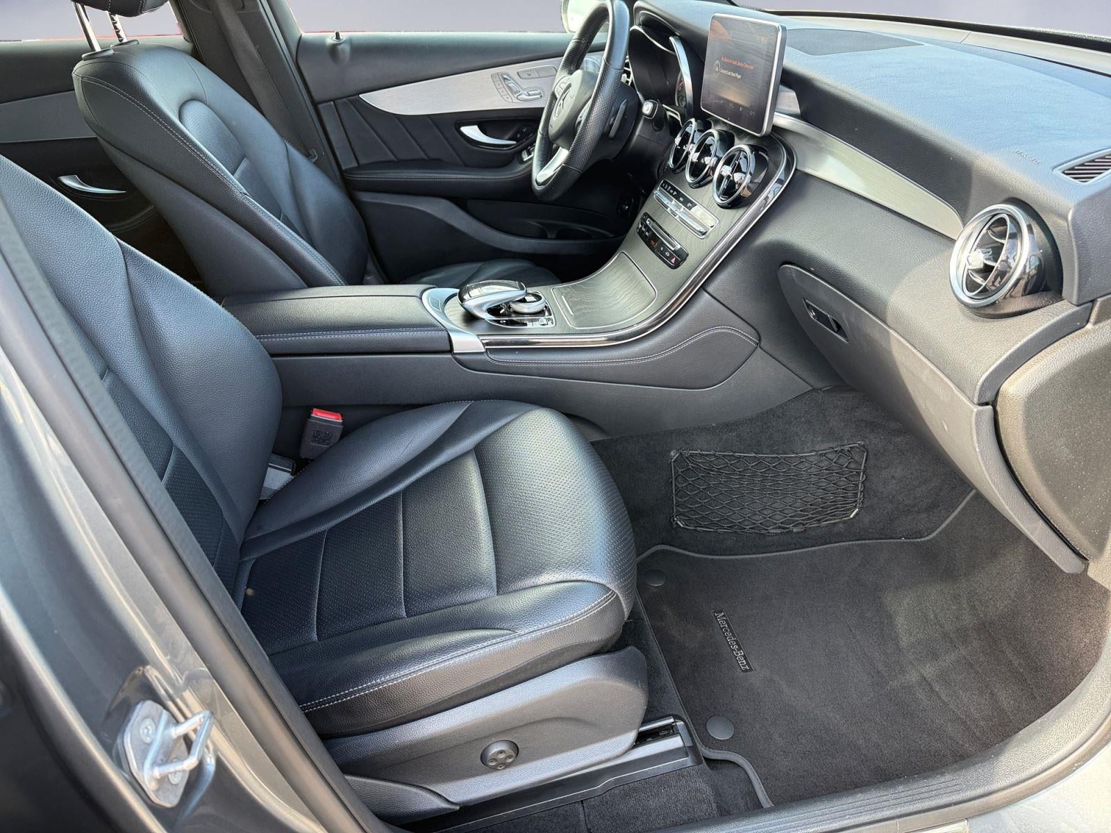 2019 Mercedes-Benz GLC GLC 300