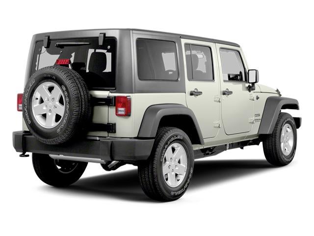 2013 Jeep Wrangler Unlimited 4WD 4dr Sahara