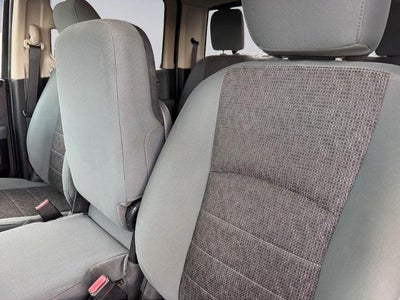 2017 RAM 1500 Big Horn 4x4 Crew Cab 6'4" Box