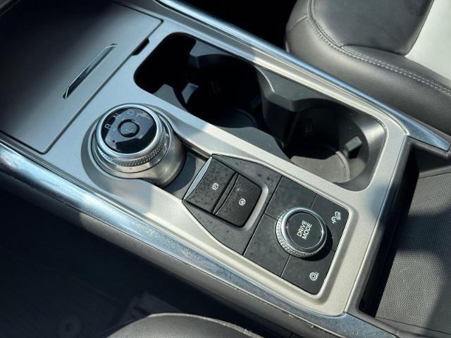 2023 Ford Explorer XLT 4WD