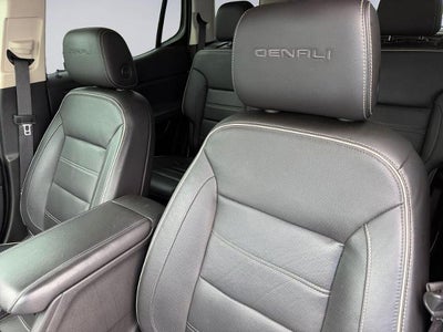 2020 GMC Acadia AWD Denali
