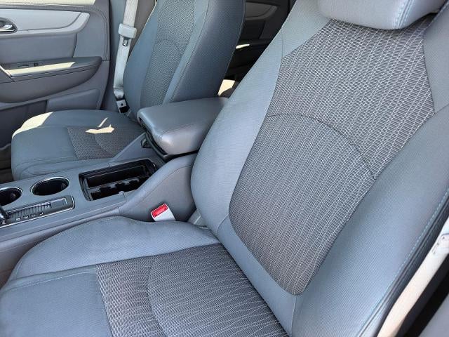 2017 Chevrolet Traverse FWD LS