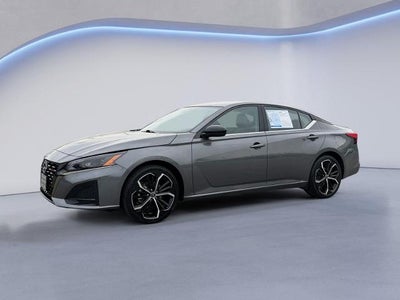 2025 Nissan Altima SR FWD