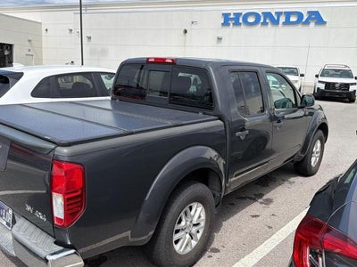 2014 Nissan Frontier 4WD Crew Cab SWB Manual S