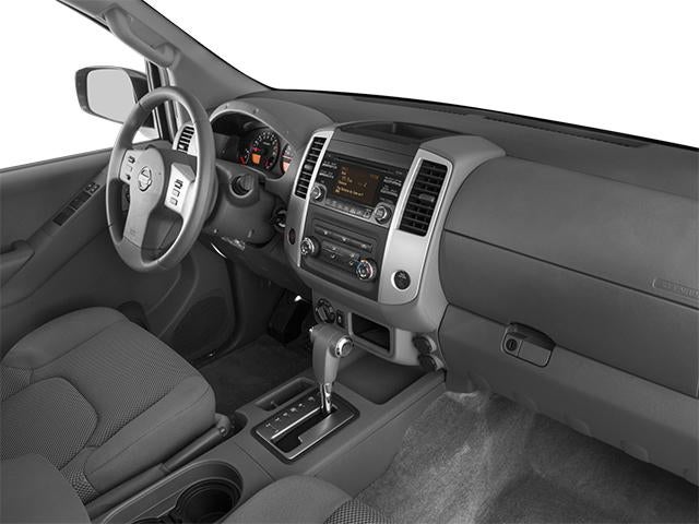 2014 Nissan Frontier 4WD Crew Cab SWB Manual S