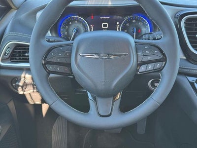 2024 Chrysler Pacifica Touring L FWD