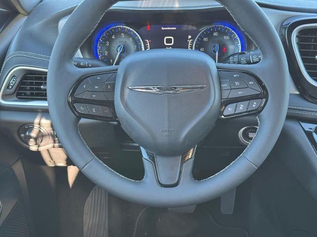 2024 Chrysler Pacifica Touring L FWD