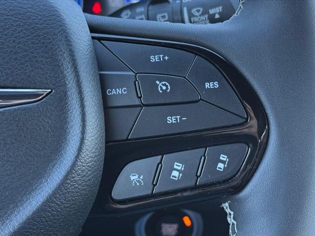 2024 Chrysler Pacifica Touring L FWD