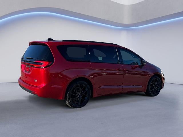 2024 Chrysler Pacifica Touring L FWD