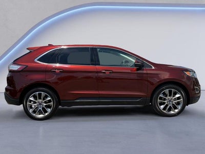 2016 Ford Edge 4dr Titanium FWD
