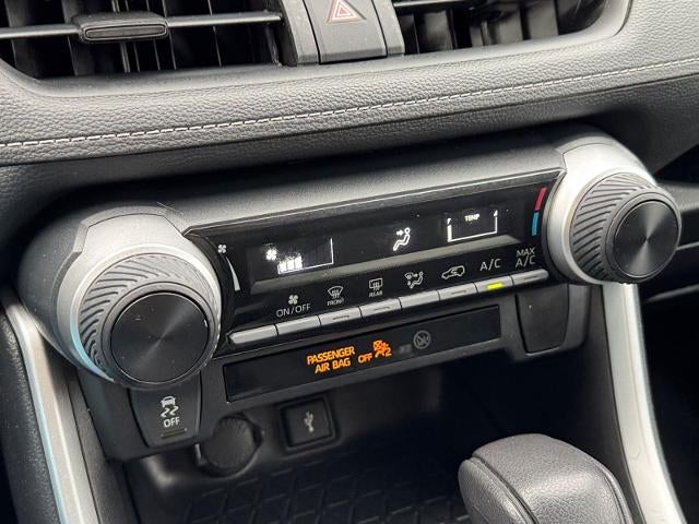 2021 Toyota RAV4 LE FWD (GS)