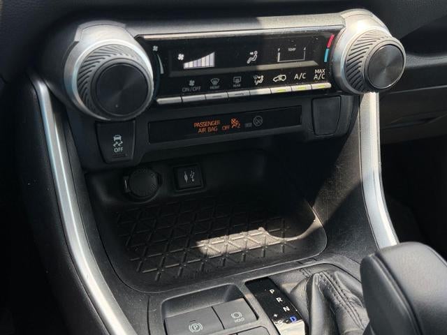 2019 Toyota RAV4 LE FWD (GS)