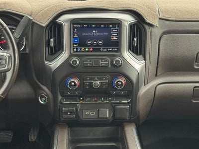 2020 Chevrolet Silverado 1500 Crew Cab Short Box 4-Wheel Drive RST