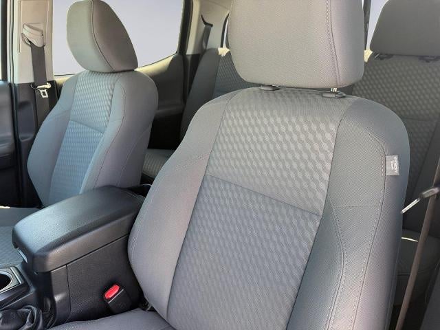 2023 Toyota Tacoma 4WD 4WD SR Double Cab 5' Bed V6 AT (GS)