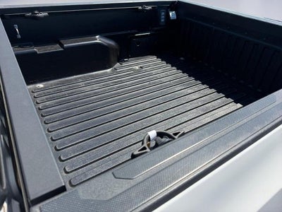 2023 Toyota Tacoma 4WD 4WD SR Double Cab 5' Bed V6 AT (GS)