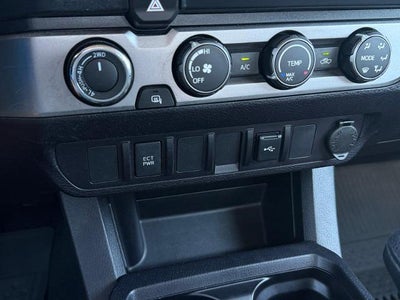 2021 Toyota Tacoma 4WD 4WD SR Access Cab 6' Bed I4 AT (SE)