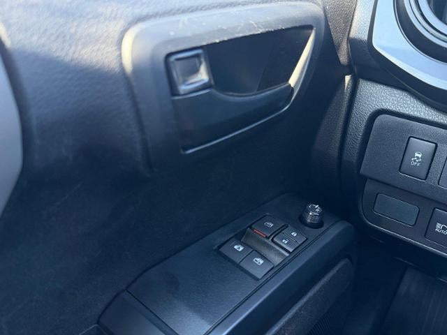 2021 Toyota Tacoma 4WD 4WD SR Access Cab 6' Bed I4 AT (SE)