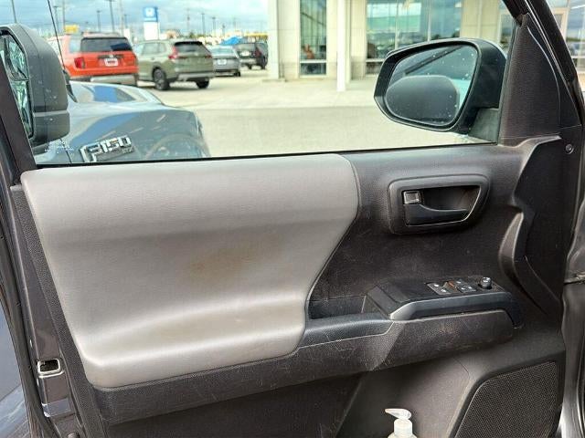 2021 Toyota Tacoma 4WD 4WD SR Access Cab 6' Bed I4 AT (SE)
