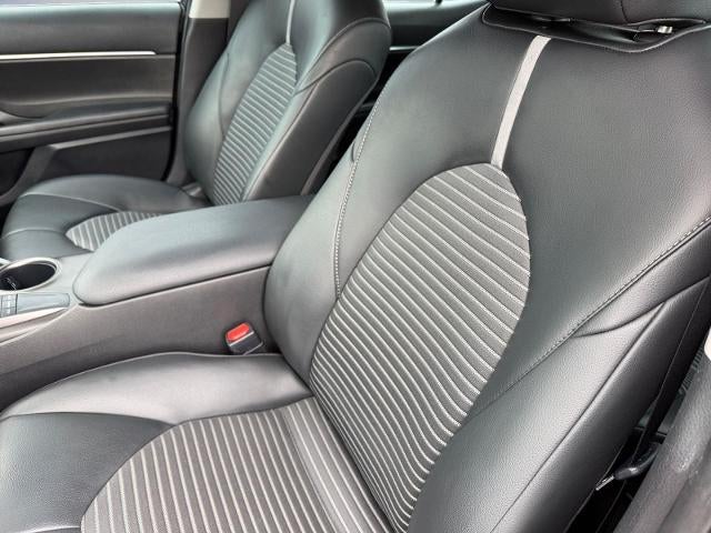 2023 Toyota Camry SE Auto (SE)