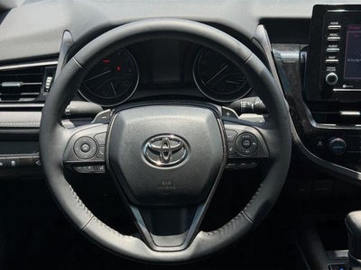2024 Toyota Camry SE Auto (SE)