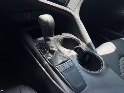 2024 Toyota Camry SE Auto (SE)