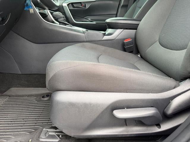 2025 Toyota RAV4 Hybrid LE AWD (Natl)