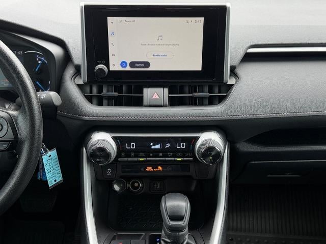 2025 Toyota RAV4 Hybrid LE AWD (Natl)