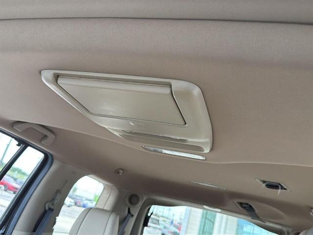 2013 Honda Pilot 4WD Touring with DVD Rear Entertainment System and Navigation