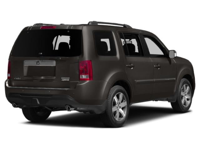 2013 Honda Pilot 4WD Touring with DVD Rear Entertainment System and Navigation