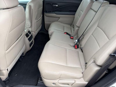 2019 Honda Pilot EX-L w/Navi & RES AWD