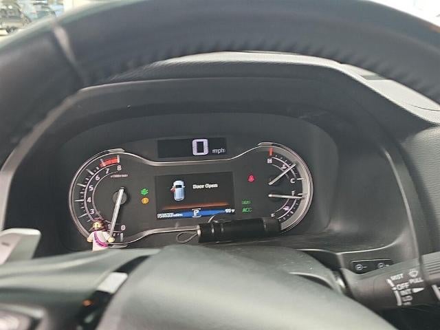 2016 Honda Pilot AWD Touring with DVD Rear Entertainment System and Navigation