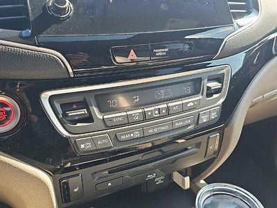 2020 Honda Pilot Touring 8-Passenger AWD