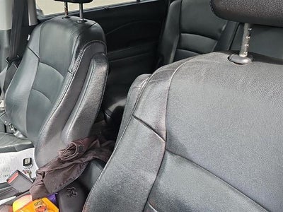 2016 Honda Pilot AWD Touring with DVD Rear Entertainment System and Navigation