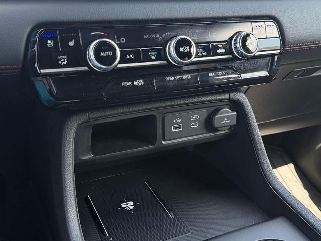 2025 Honda Pilot Black Edition AWD