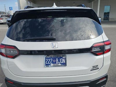 2024 Honda Pilot Touring 2WD