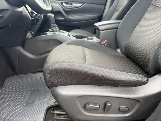 2018 Nissan Rogue FWD SV