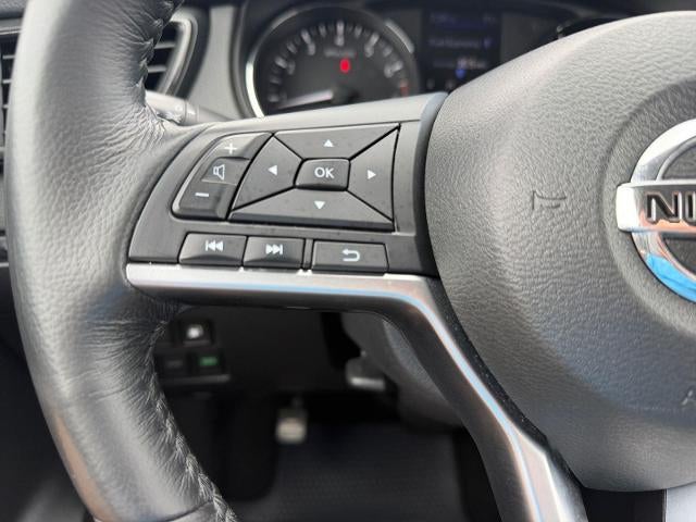 2018 Nissan Rogue FWD SV