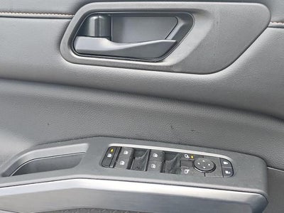 2024 Nissan Pathfinder Rock Creek 4WD