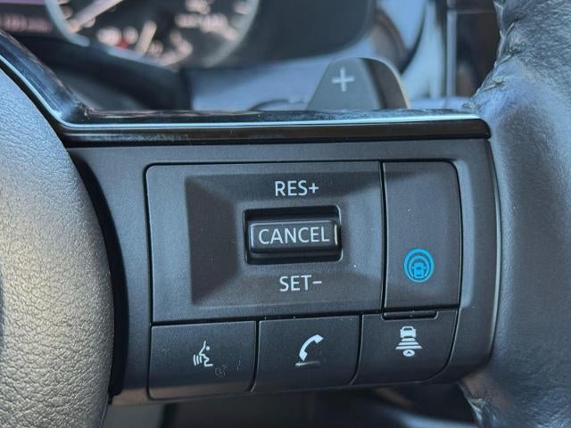 2023 Nissan Pathfinder SL 2WD