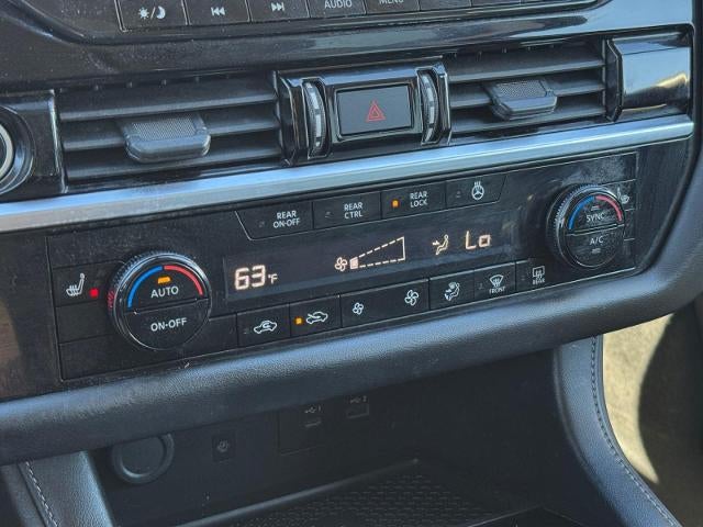 2023 Nissan Pathfinder SL 2WD