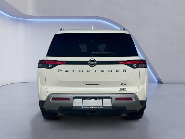 2023 Nissan Pathfinder SL 2WD