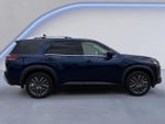 2025 Nissan Pathfinder SL 2WD