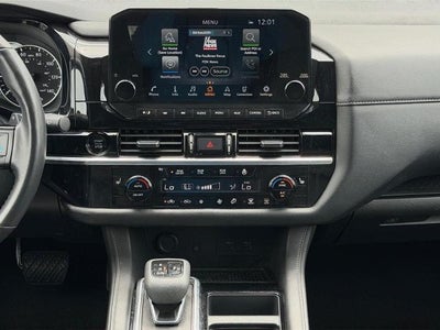2025 Nissan Pathfinder SL 2WD