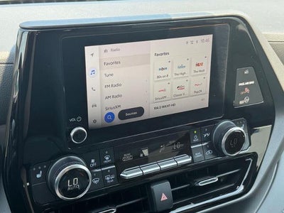 2023 Toyota Highlander XLE AWD (Natl)