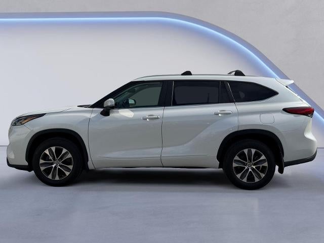 2023 Toyota Highlander XLE AWD (Natl)