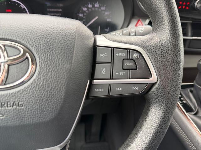 2021 Toyota Sienna LE FWD 8-Passenger (Natl)