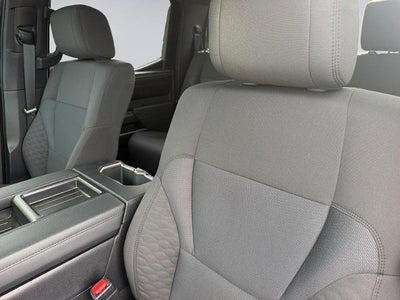2026 Toyota Tundra 4WD 4WD SR5 CrewMax 5.5' Bed (SE)