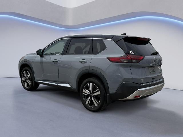 2022 Nissan Rogue FWD Platinum
